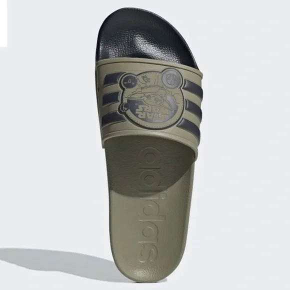 adidas x Star Wars Mandalorian Baby Yoda Adilette - Picture 4 of 8